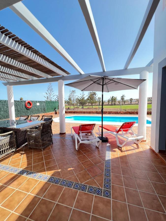 Villa Eva - New To The Market, Fully Refurbished Licensed Villa - Private Pool Caleta de Fuste Extérieur photo