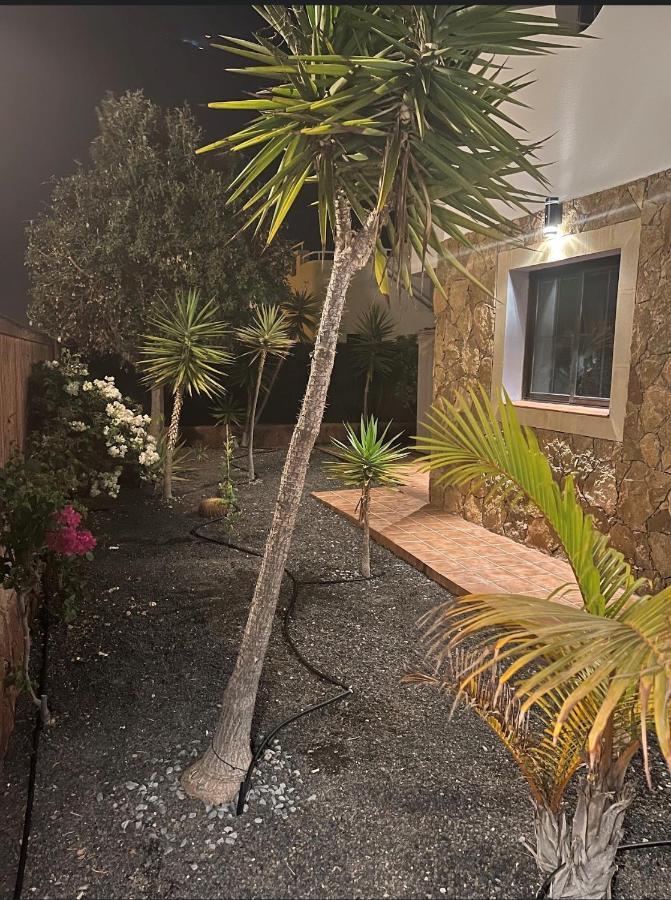Villa Eva - New To The Market, Fully Refurbished Licensed Villa - Private Pool Caleta de Fuste Extérieur photo