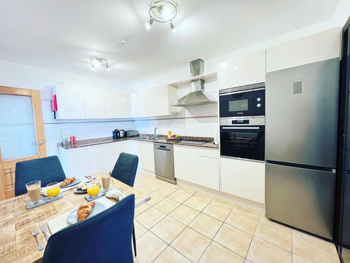 Villa Eva - New To The Market, Fully Refurbished Licensed Villa - Private Pool Caleta de Fuste Extérieur photo