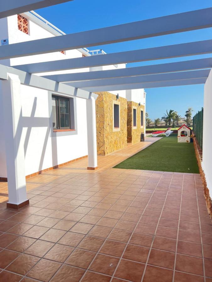 Villa Eva - New To The Market, Fully Refurbished Licensed Villa - Private Pool Caleta de Fuste Extérieur photo